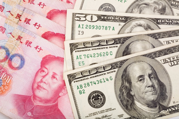 Курс юаня к доллару укрепился до максимума за 5,5 месяцев