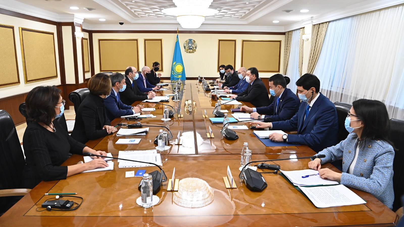 МВФ: экономика Казахстана может вырасти до 3,7%